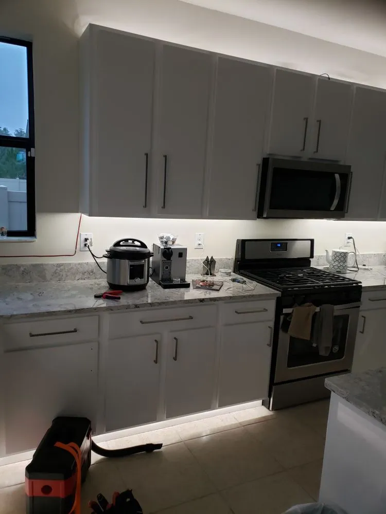 Slide of Dimi Electrical Services