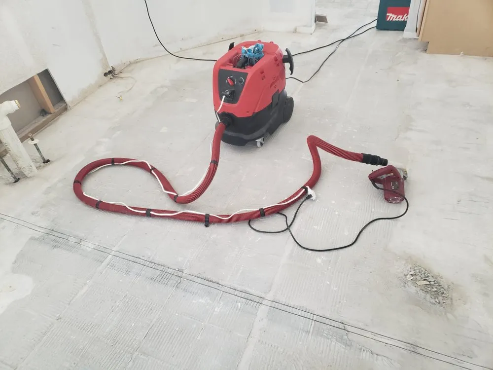 Slide of Dimi Electrical Services