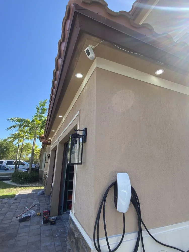 Slide of Dimnlights UH Electrician