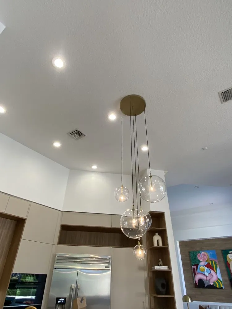 Slide of Dimnlights UH Electrician