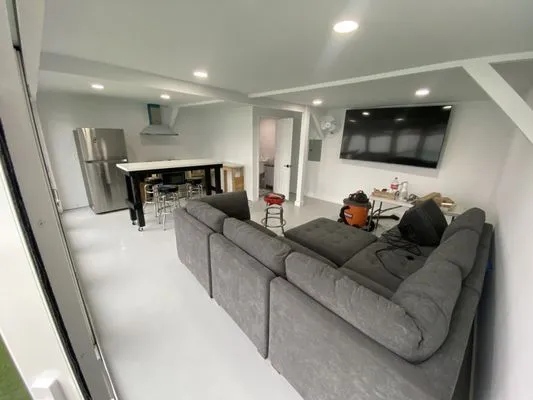 Dimnlights UH Electrician