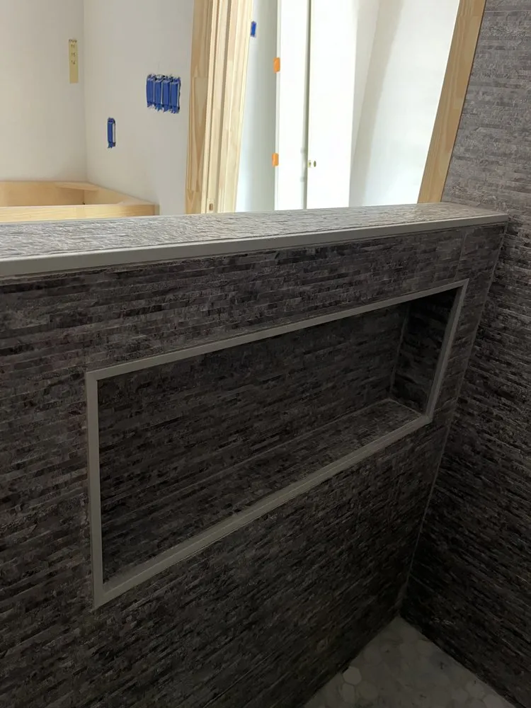 Slide of Dinastia Puente Construction