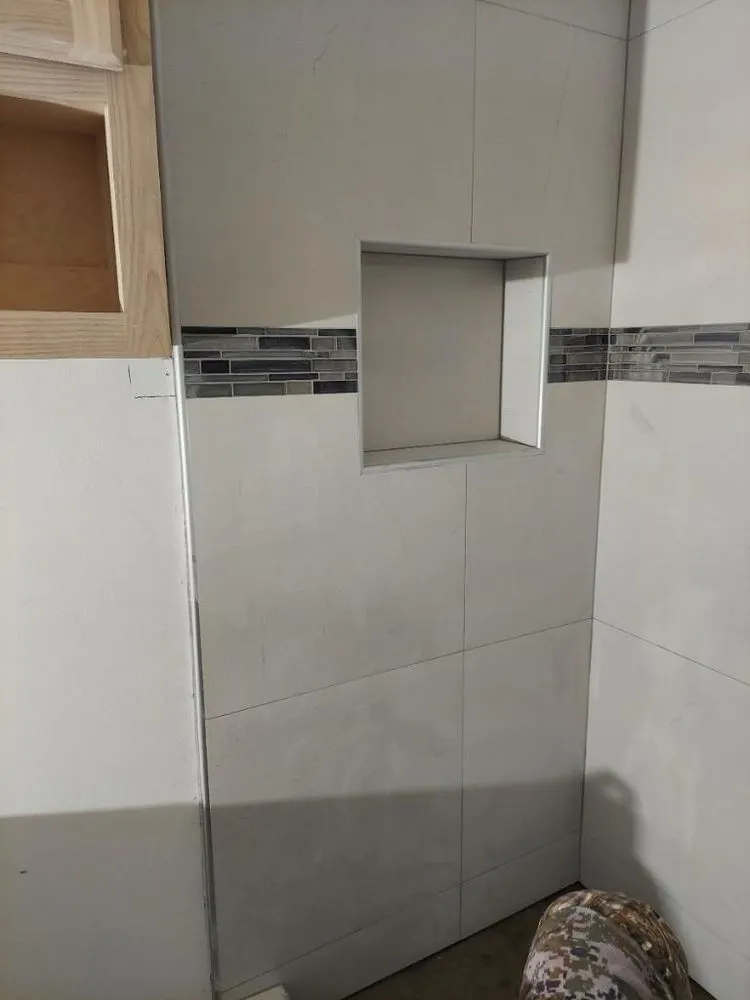 Slide of Dinastia Puente Construction