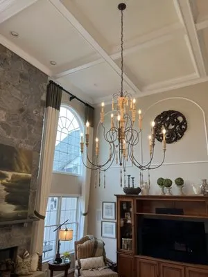 Direction Master Electrician Logo