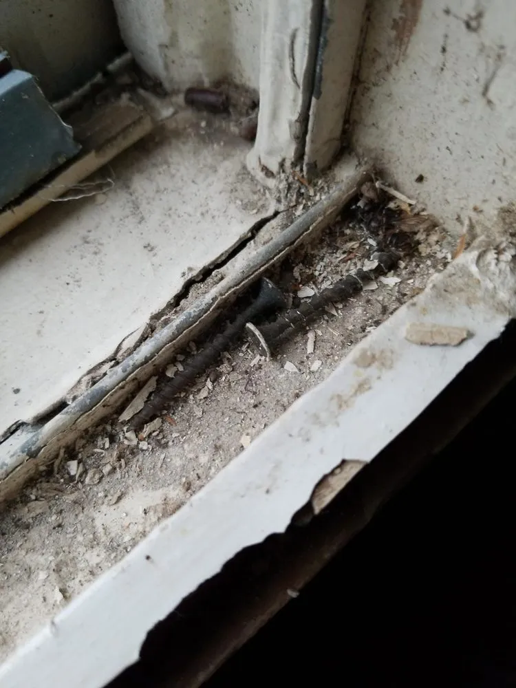 Slide of Discount Electric