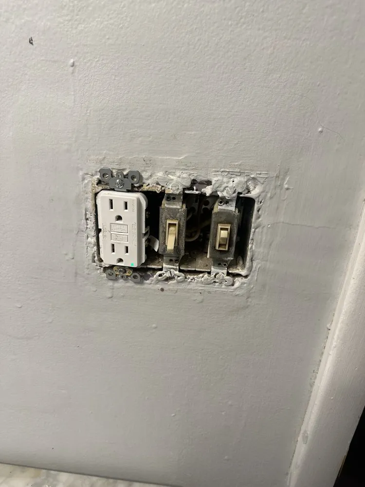 Slide of Discount Electrical Service