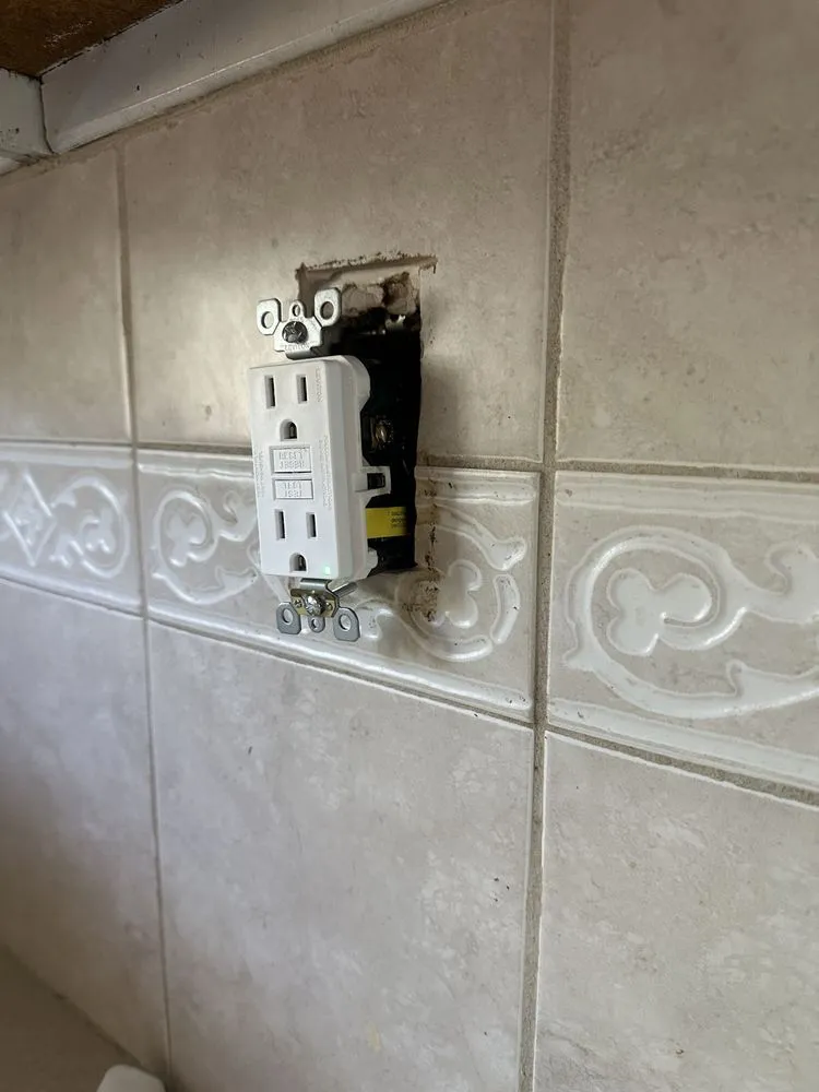 Slide of Discount Electrical Service