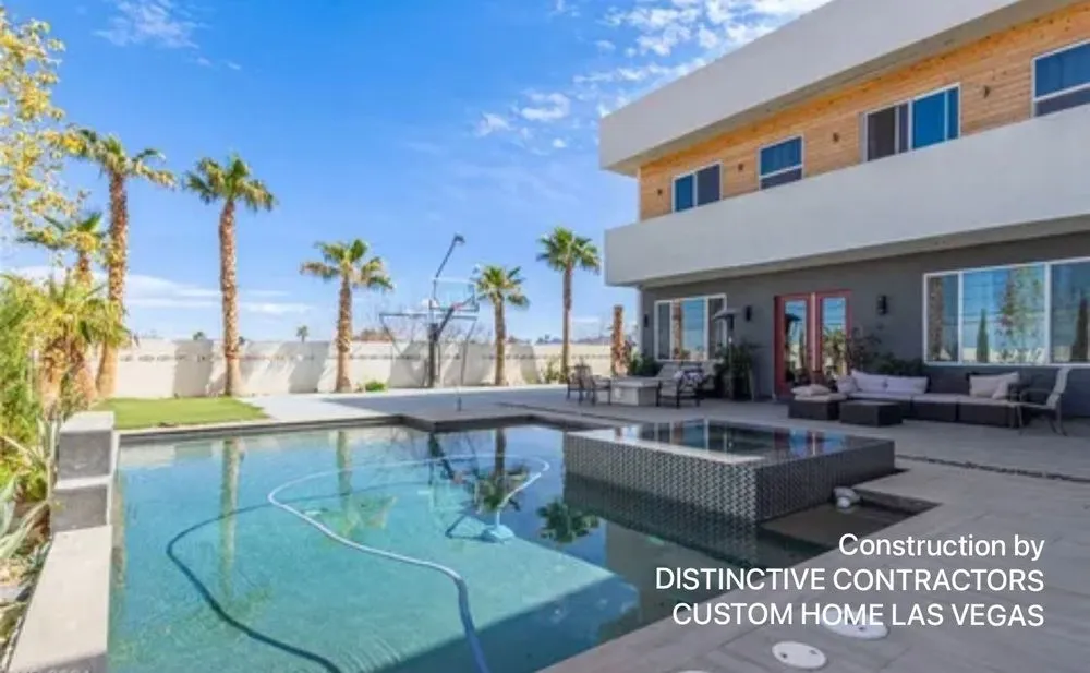 Slide of Distinctive Contractors