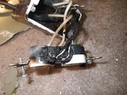 Slide of Ditmars Blv Electricians