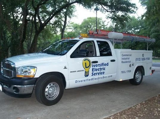 Diversified Electric Service Logo