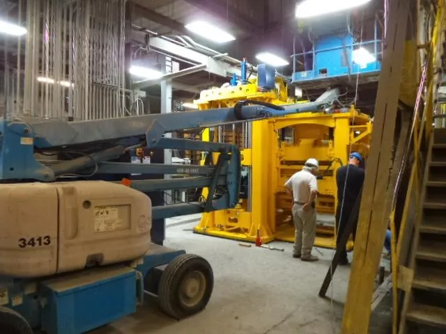 Slide of Diversified Electrical Company