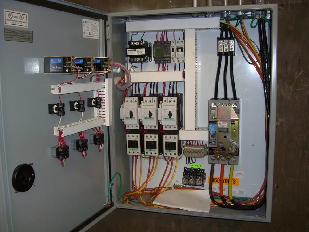 Emergency emergency electrical service in Temecual, CA by Diversified Electrical Services