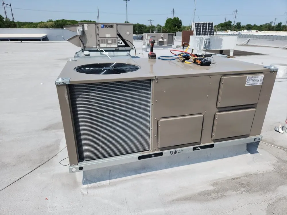 Slide of Diversified Mechanical & Electrical Systems