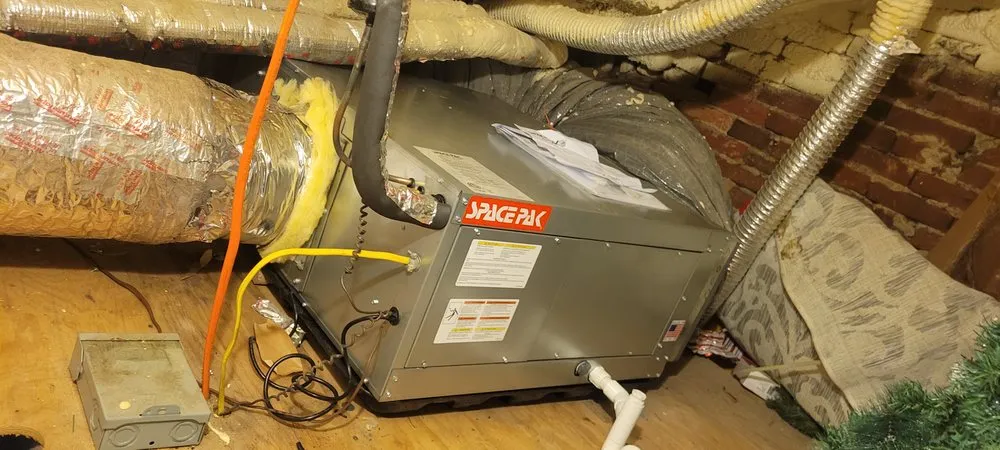 Slide of Diversified Mechanical & Electrical Systems