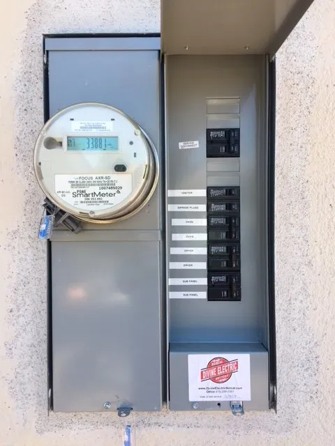 Slide of Divine Electric and Plumbing