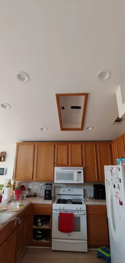 Slide of Divine Electrical Services