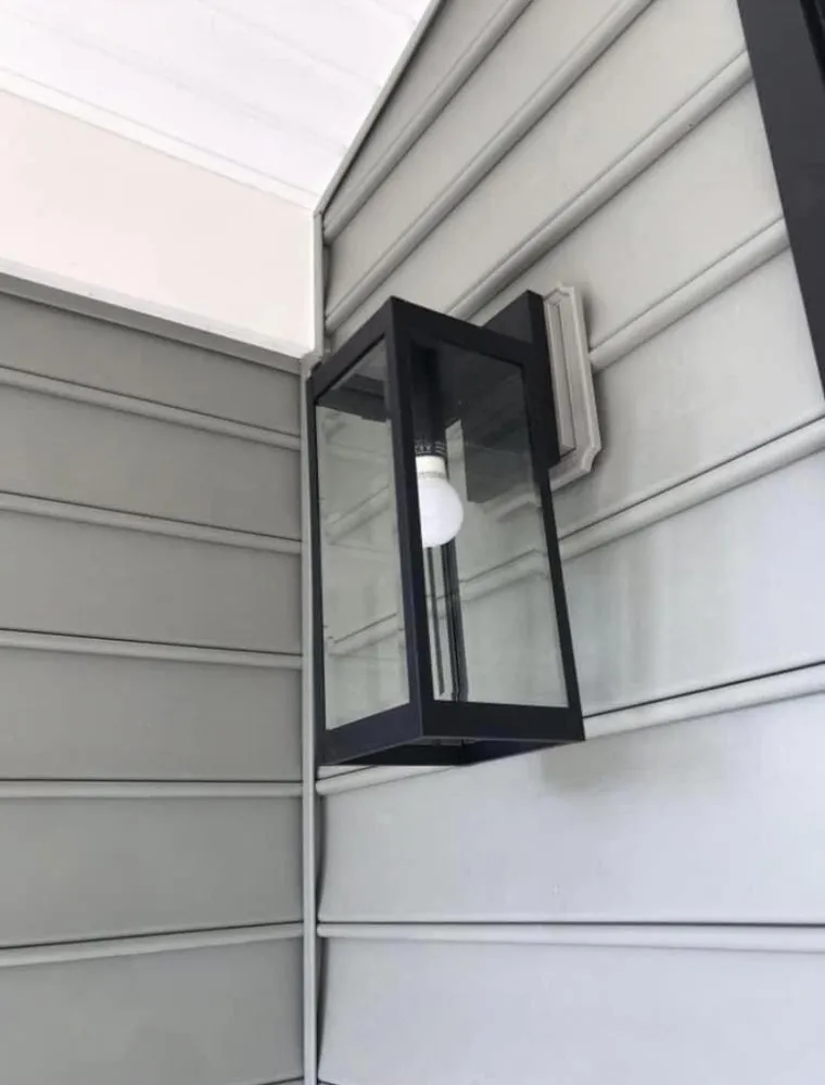 Slide of Divine Volts