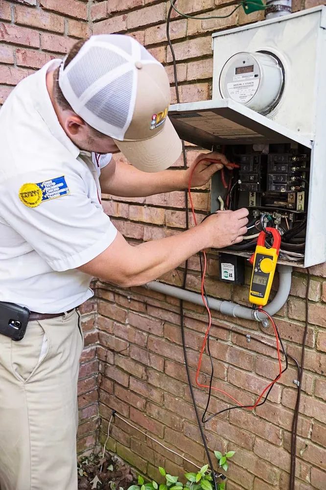 Professional emergency electrical service service in ,  - Dixie Electric Plumbing & Air
