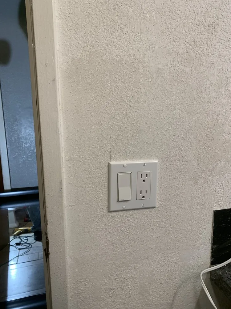 Slide of DIY Doctor Handyman