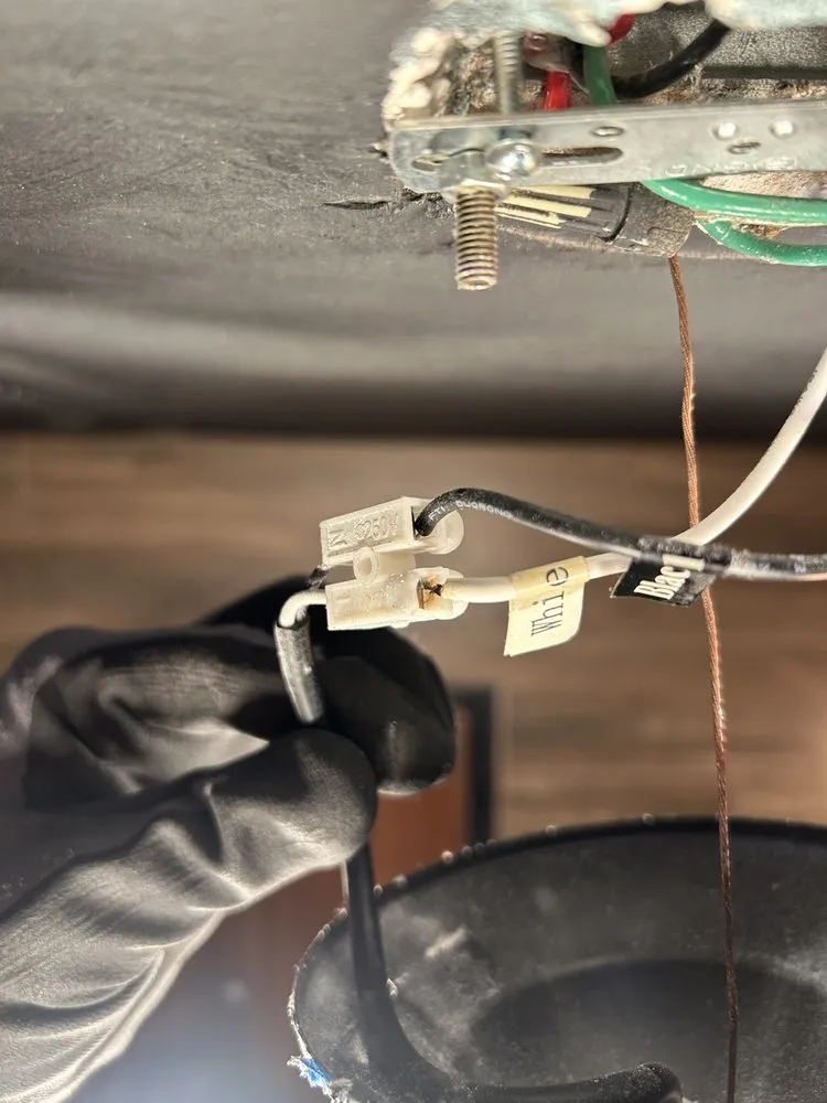 Slide of Diya Heating and Air Conditioning