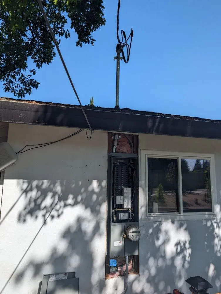 Slide of DJ & Son Construction