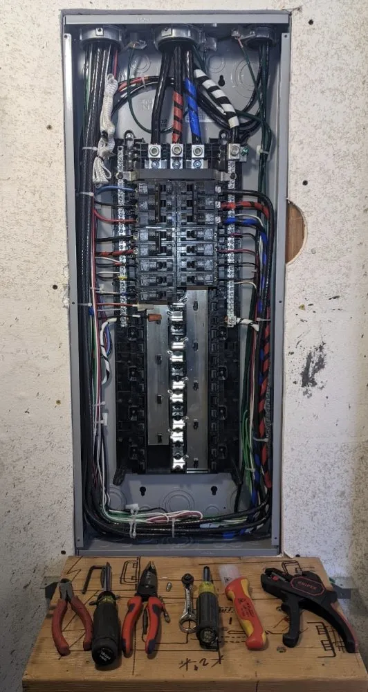 Slide of DJ & Son Construction