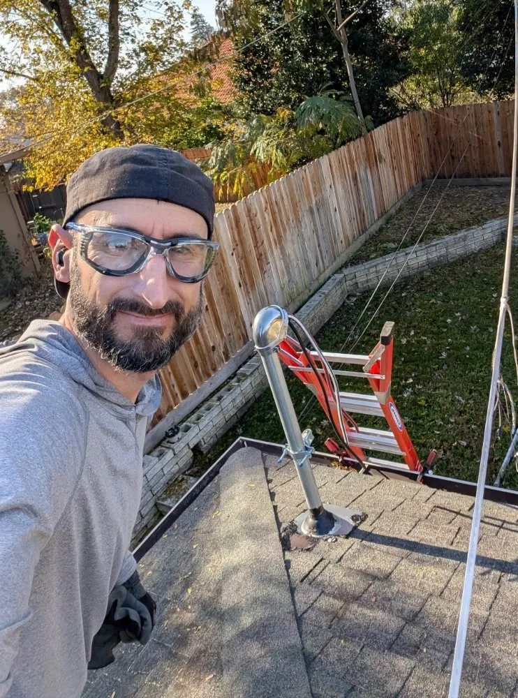 Slide of DJ & Son Construction