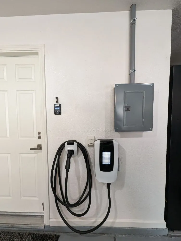 Slide of DJ & Son Construction