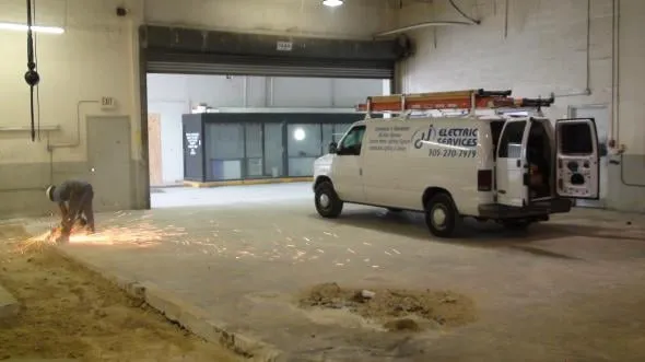 Slide of DJ Electric Services