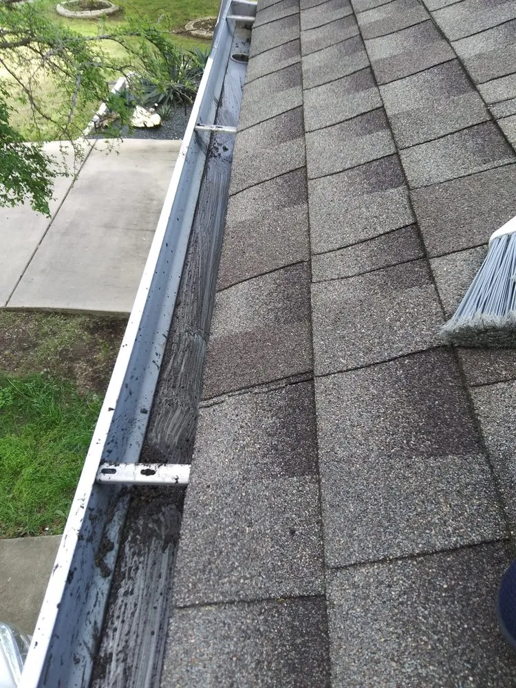 Slide of DJ Handyman Services