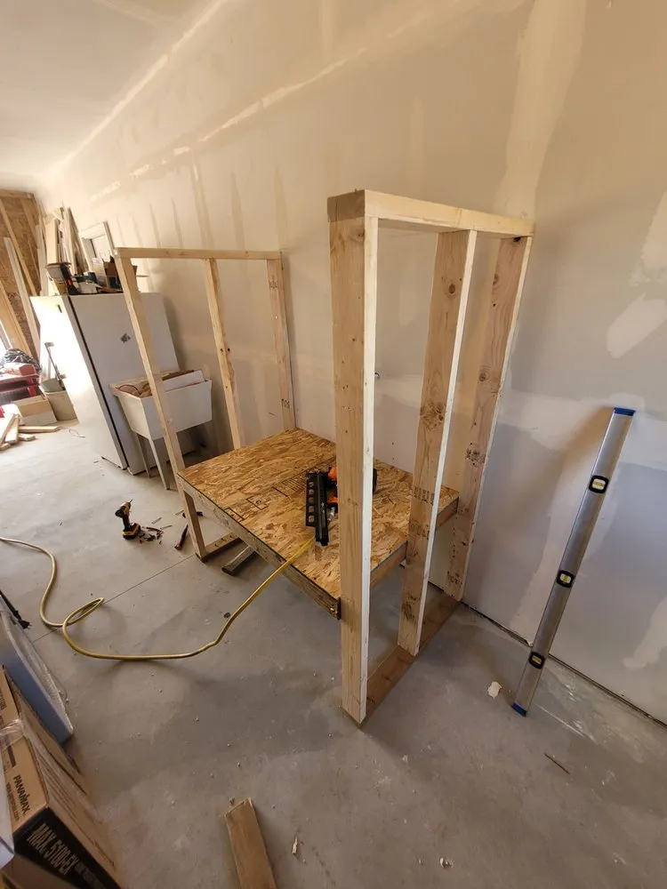 Slide of Dj&s Construction