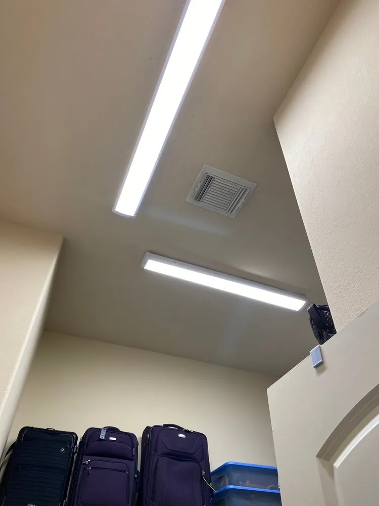 Slide of Dj's Electrical Services