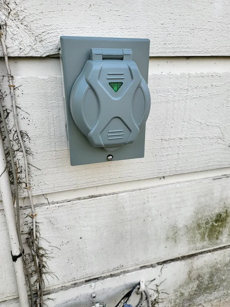 Slide of Dj's Electrical Services