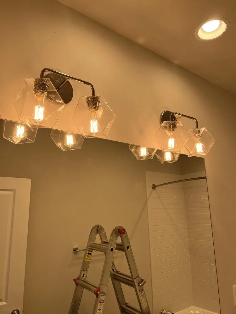 Licensed electrician providing circuit breaker repair in Upper Marlboro, MD - DKK Reid electric