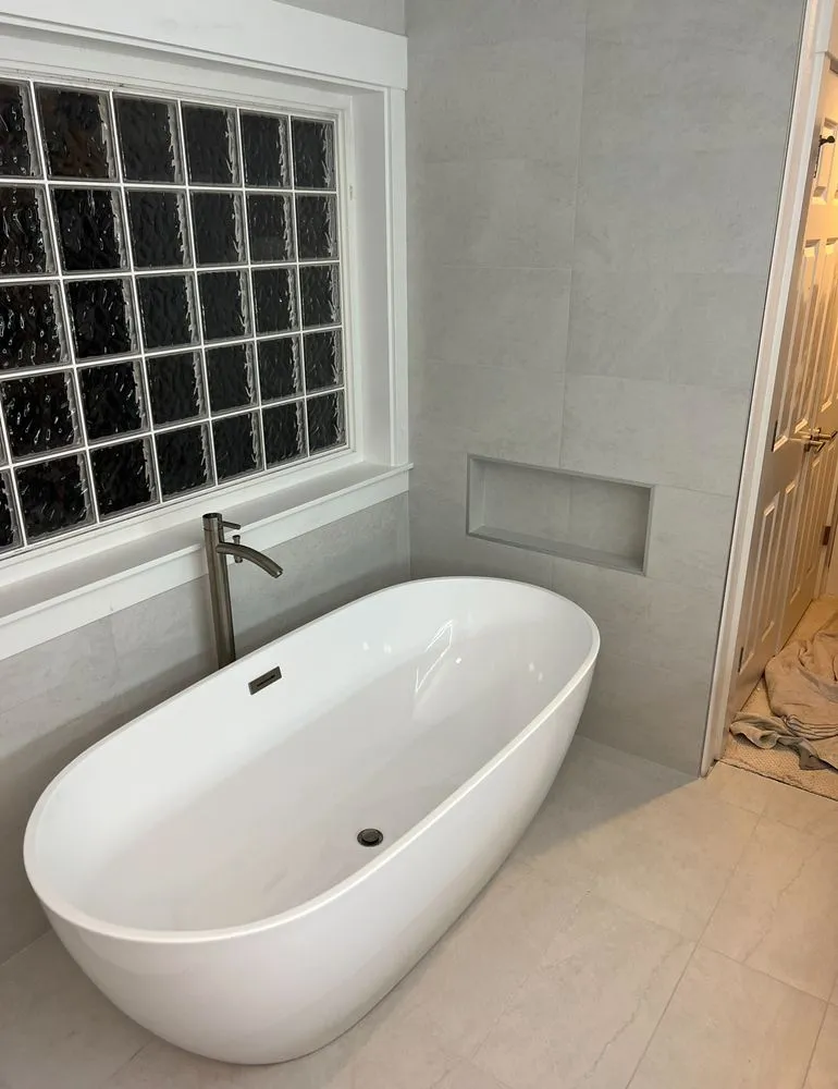 Slide of Dl Custom Renovations PNW