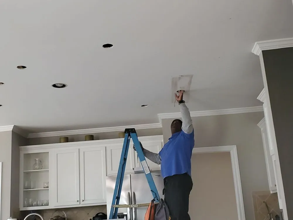 Trusted outlet and switch repair in Williamson, GA by DLMB Electric
