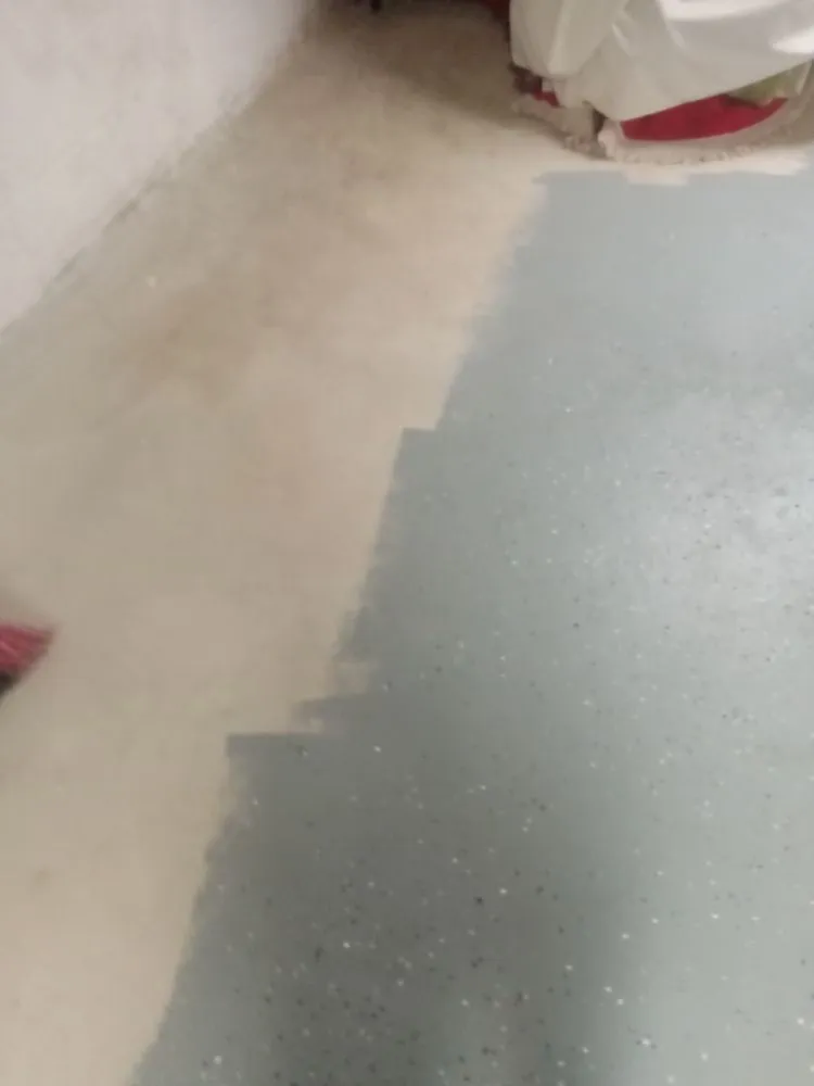 Slide of Dlo's Home Improvement