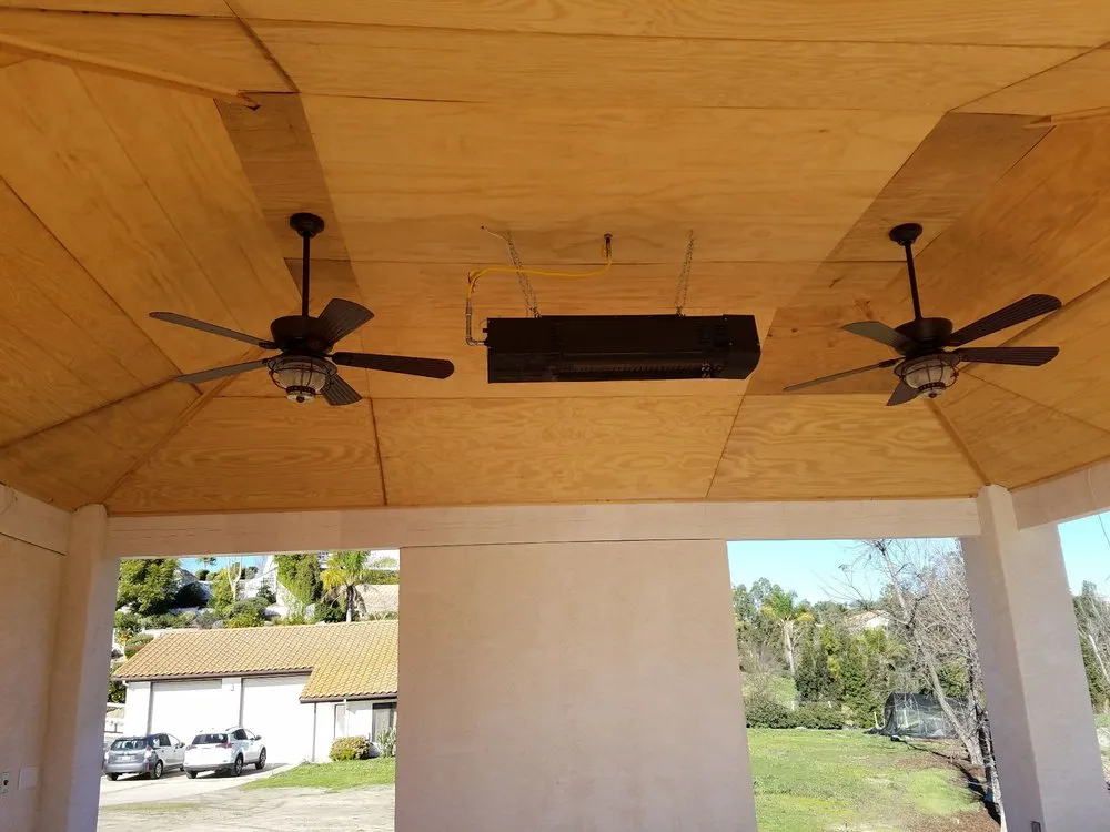 Slide of Dlt Electrical Services