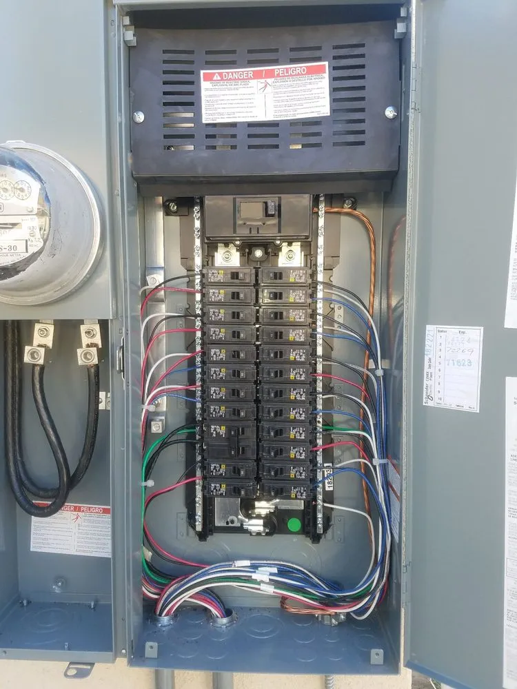 Slide of Dlt Electrical Services