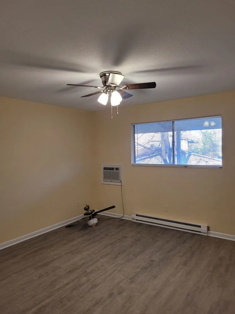 Slide of Dm Electric