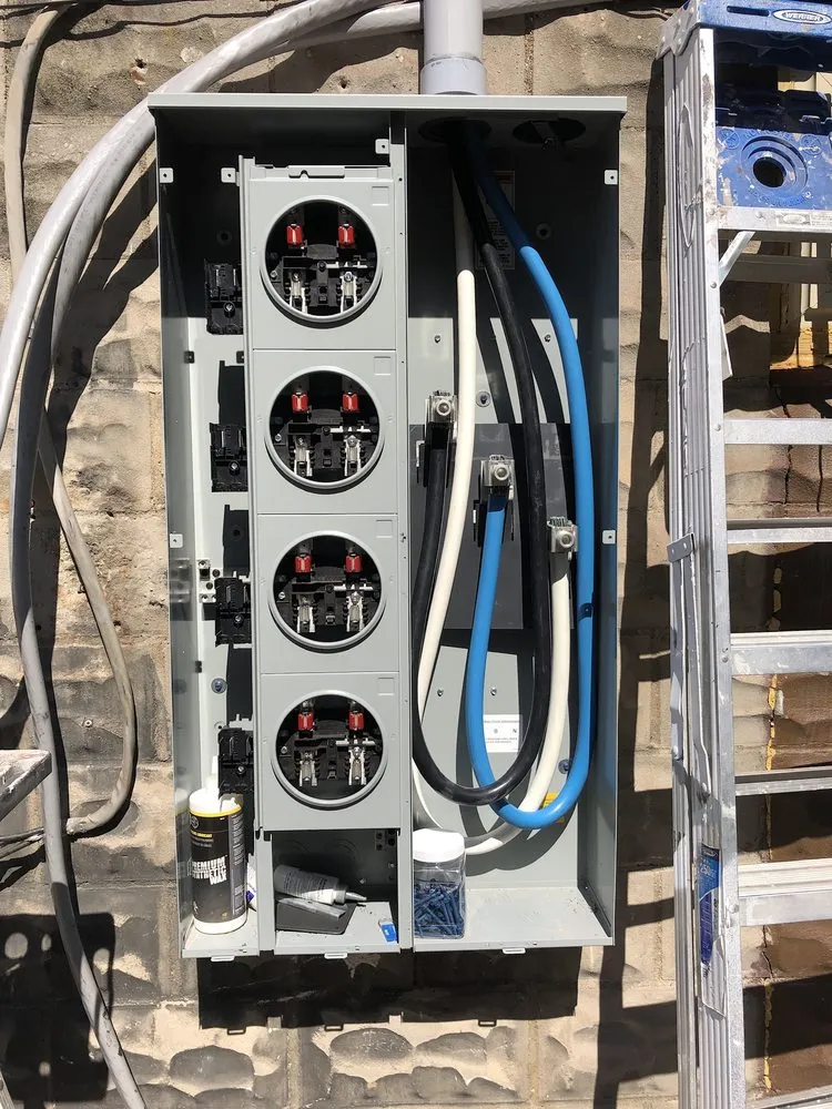 Slide of Dm Electrical Services