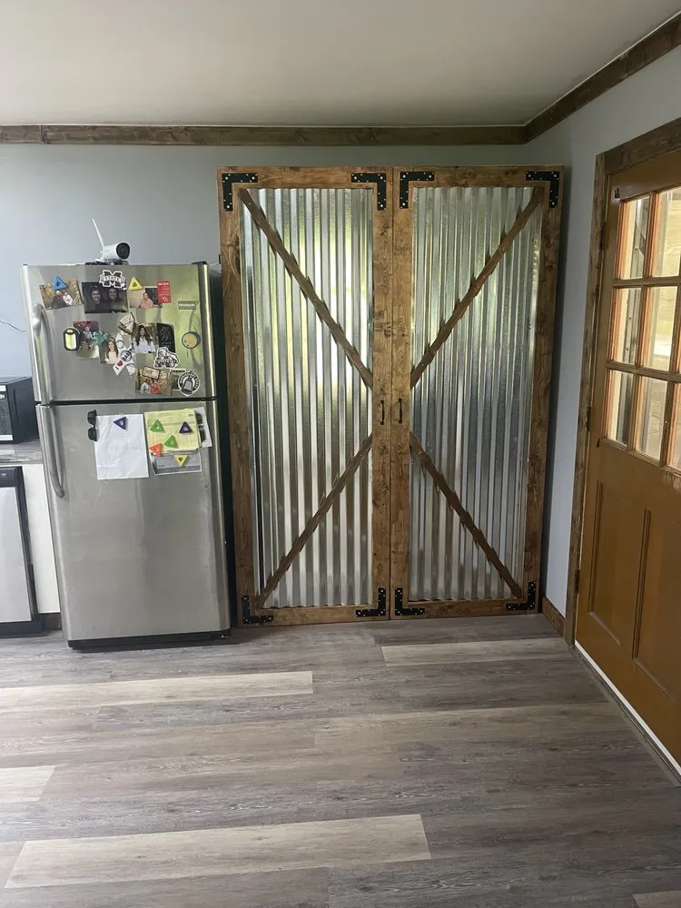 Slide of D&M Gas and Home