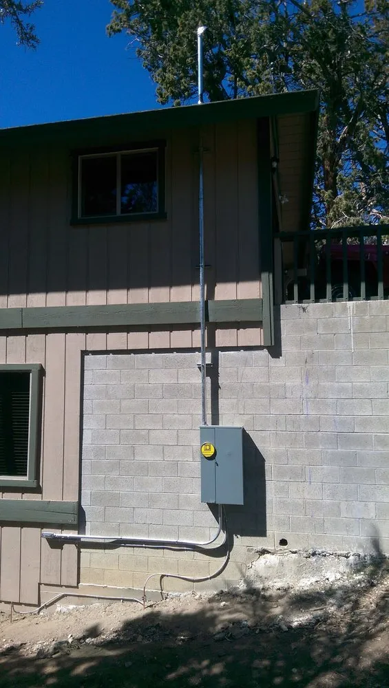 Professional outlet and switch repair service in Big Bear, CA - DMB Electric