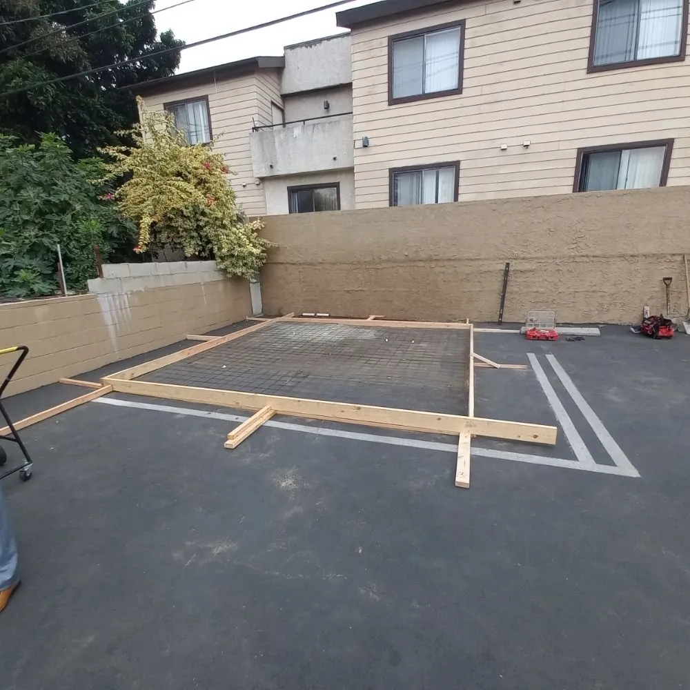 Trusted electrician providing outlet and switch repair in , 