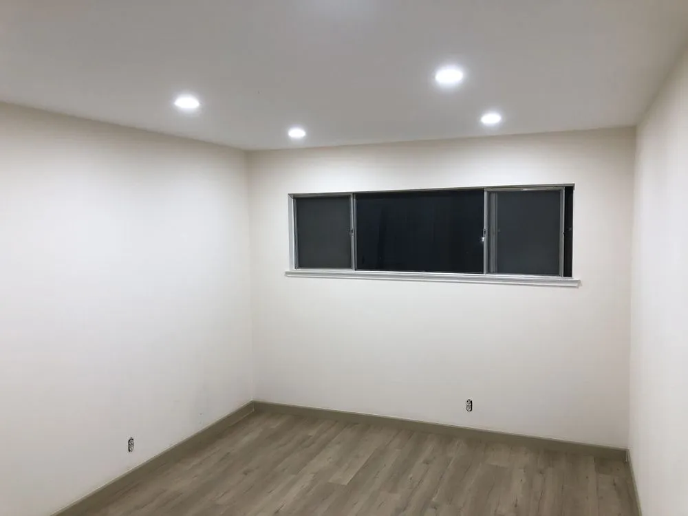 Slide of Dmitry Skilled Handyman