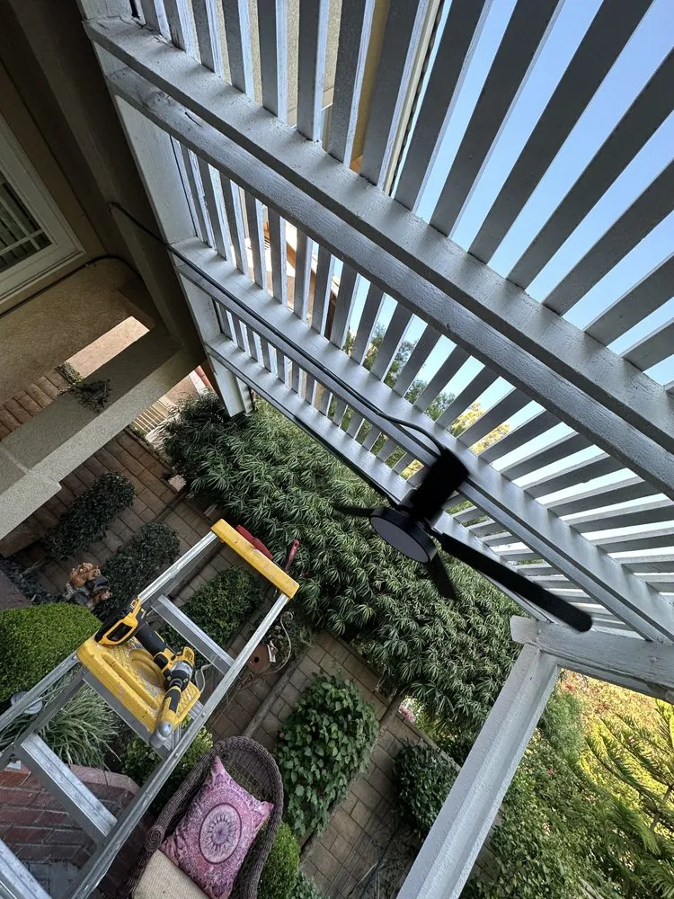 Slide of DMT Electric