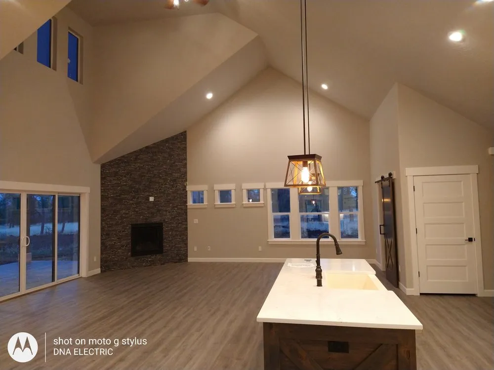 Trusted electrician providing lighting installation in , 