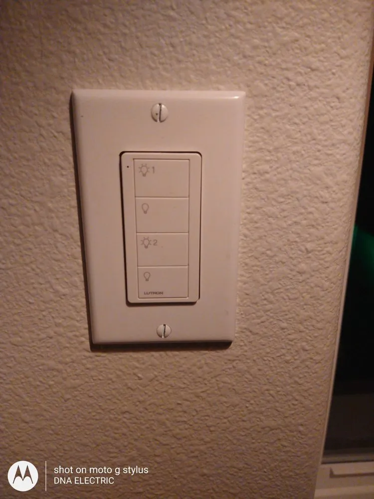 Expert electrician providing circuit breaker repair in , 