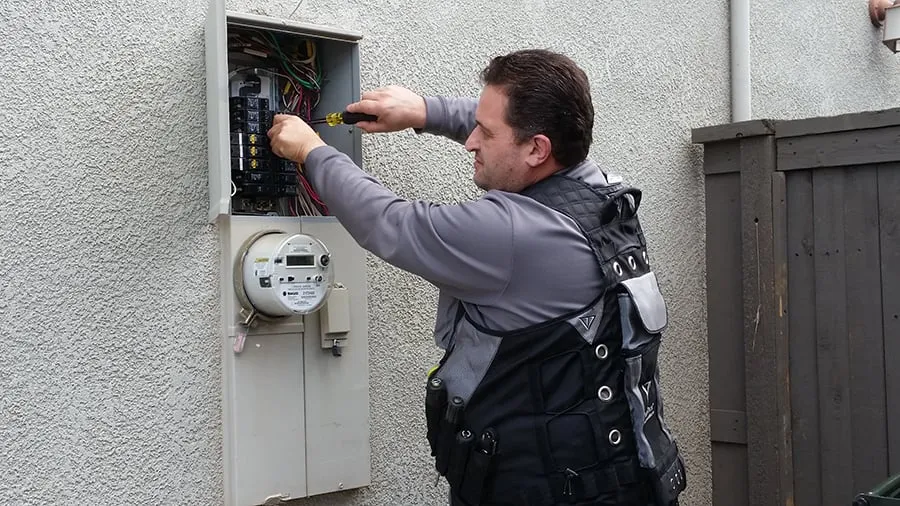 Slide of DNZ Electrical Services