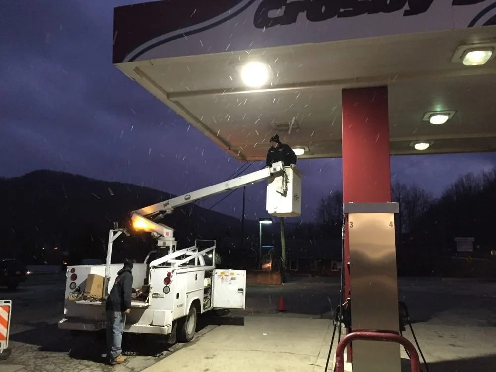 Slide of Dobrich Electric & Services